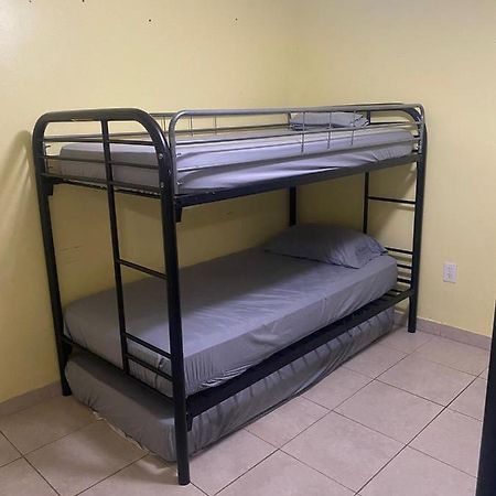 Hostel Brazilian Downtown Miami Kültér fotó